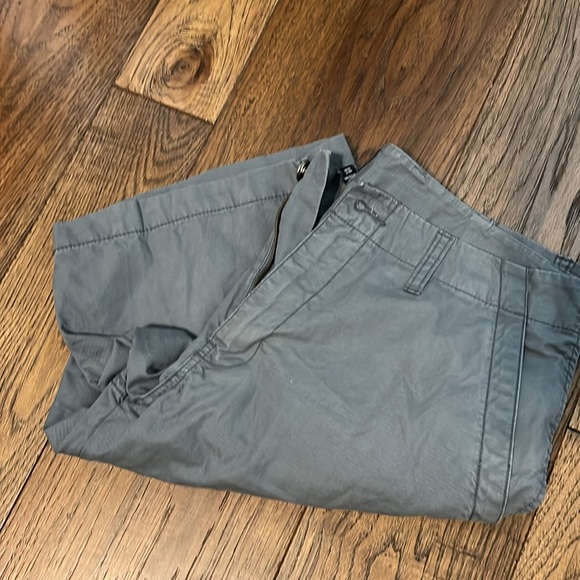 Gap flat front classic shorts size 32 light blue - Picture 6 of 6